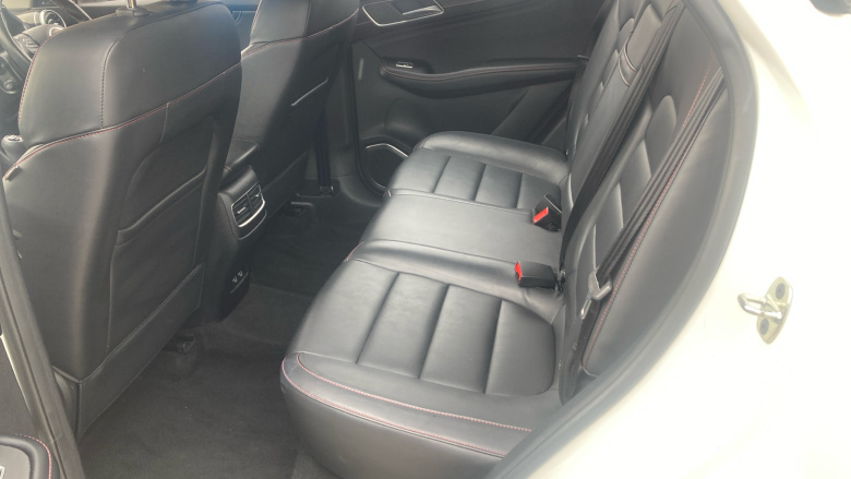 MG Hs 1.5 T-GDI Excite 5dr Petrol Hatchback